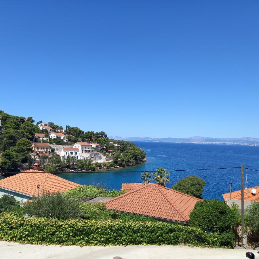 Kuca Za Odmor Skalina - Sea View Villa Splitska Kültér fotó