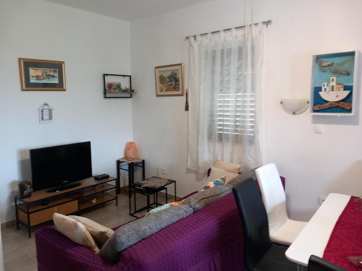 Kuca Za Odmor Skalina - Sea View Villa Splitska Kültér fotó
